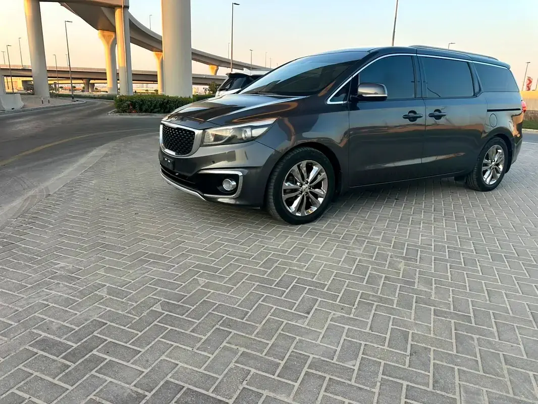 2016 Kia Carnival EX