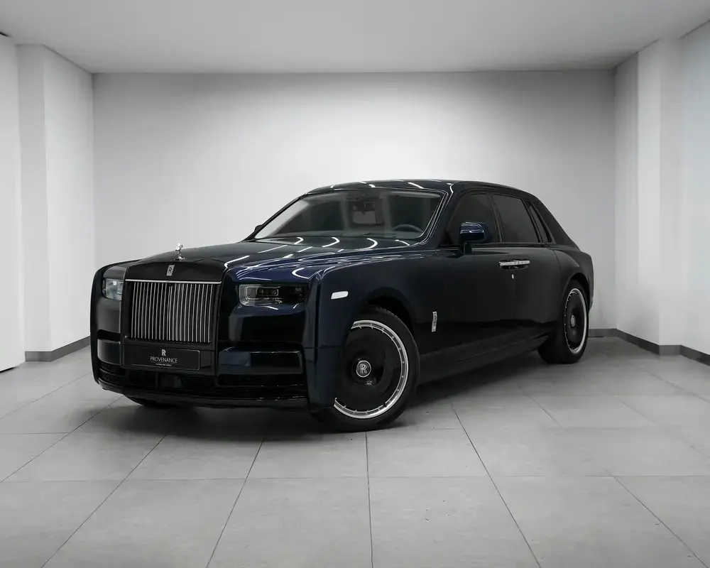2025 Rolls-Royce Phantom Standard
