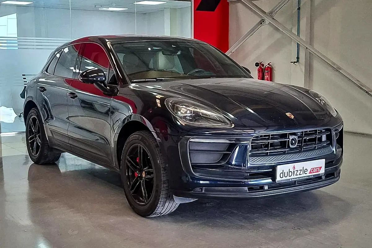 2022 Porsche Macan Standard