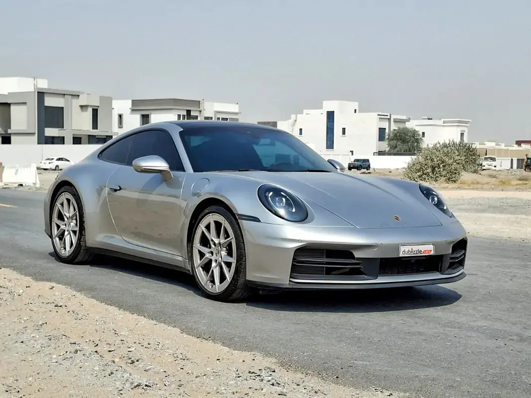 2025 Porsche 911 Carrera