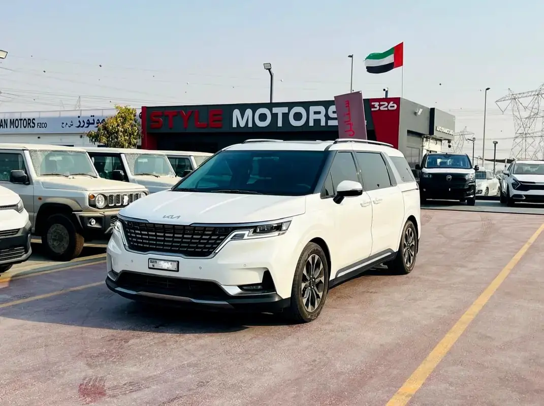 2023 Kia Carnival EX