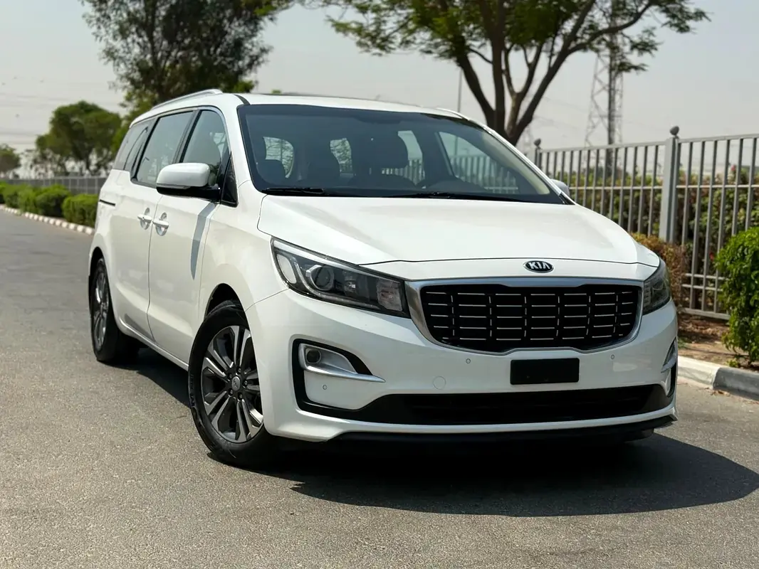 2020 Kia Grand Carnival EX