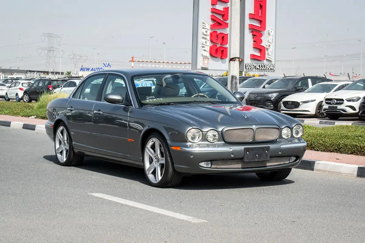 2006 Jaguar XJ 8